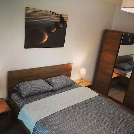 Luxury 1-bedroom Free Parking 아파트 클루지나포카