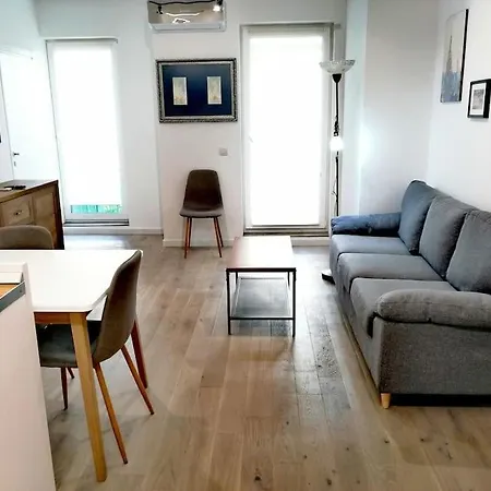 Luxury 1-bedroom Free Parking Appartement *
