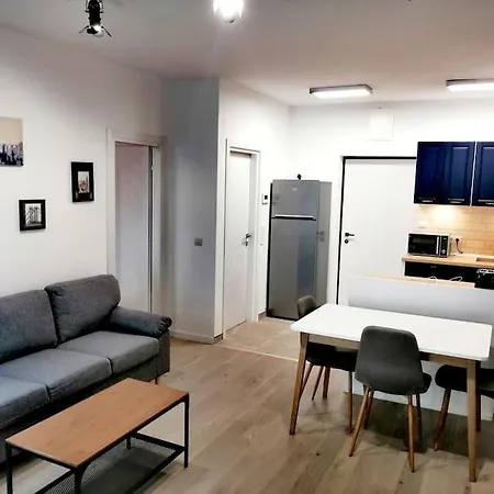 Luxury 1-bedroom Free Parking *