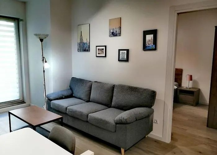 Luxury 1-bedroom Free Parking *