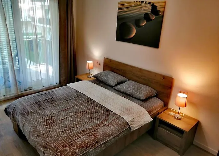 Luxury 1-bedroom Free Parking Lejlighed