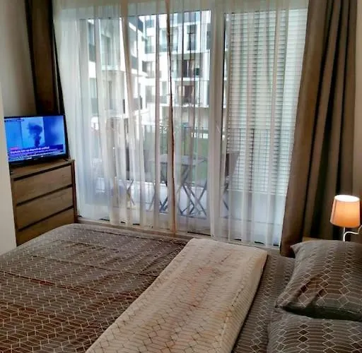 Luxury 1-bedroom Free Parking